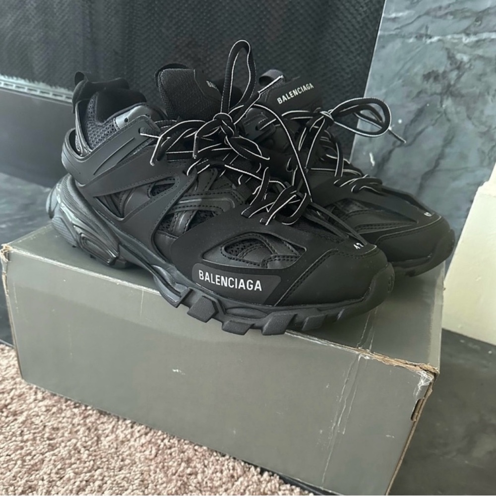 Balenciaga Runner Size 9